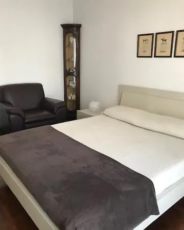 Accogliente E Moderno Trilocale Appartement *